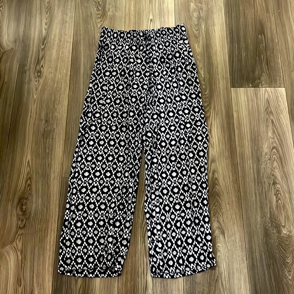 ⭐️ 3 for $25 ⭐️ crown and ivy blue and white pants size PS